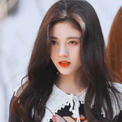 王后伞下